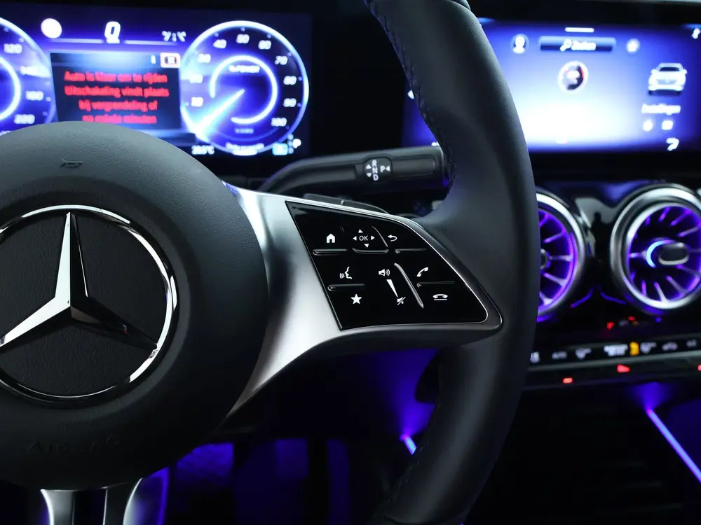 Mercedes-Benz EQA 250+ Business Solution 71 kWh uit 2025, foto 11