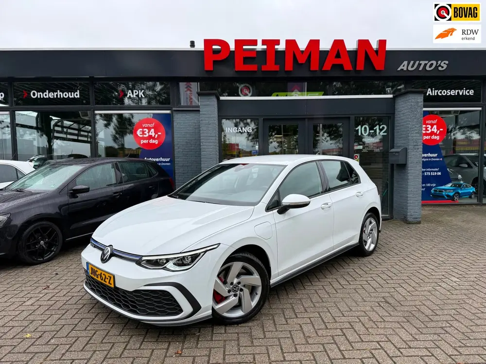 Volkswagen Golf 1.4 eHybrid GTE | Trekhaak | Stoelverwarming uit 2022