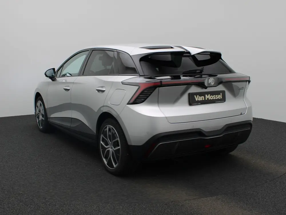 MG MG4 64kWh Luxury Long Range uit 2023, foto 3