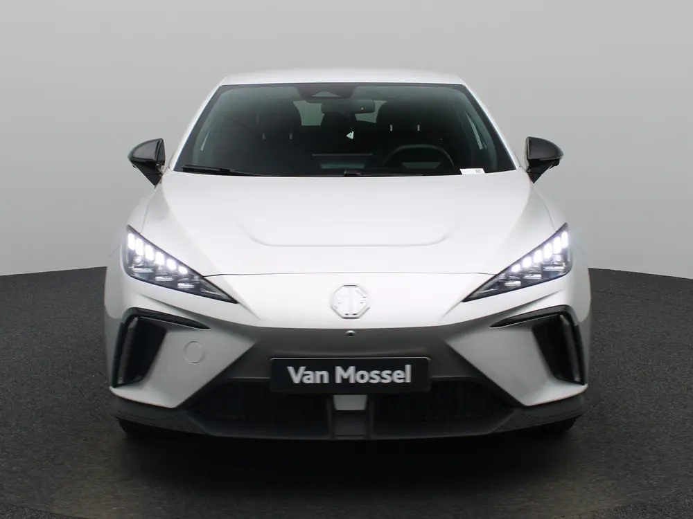 MG MG4 64kWh Luxury Long Range uit 2023, foto 4