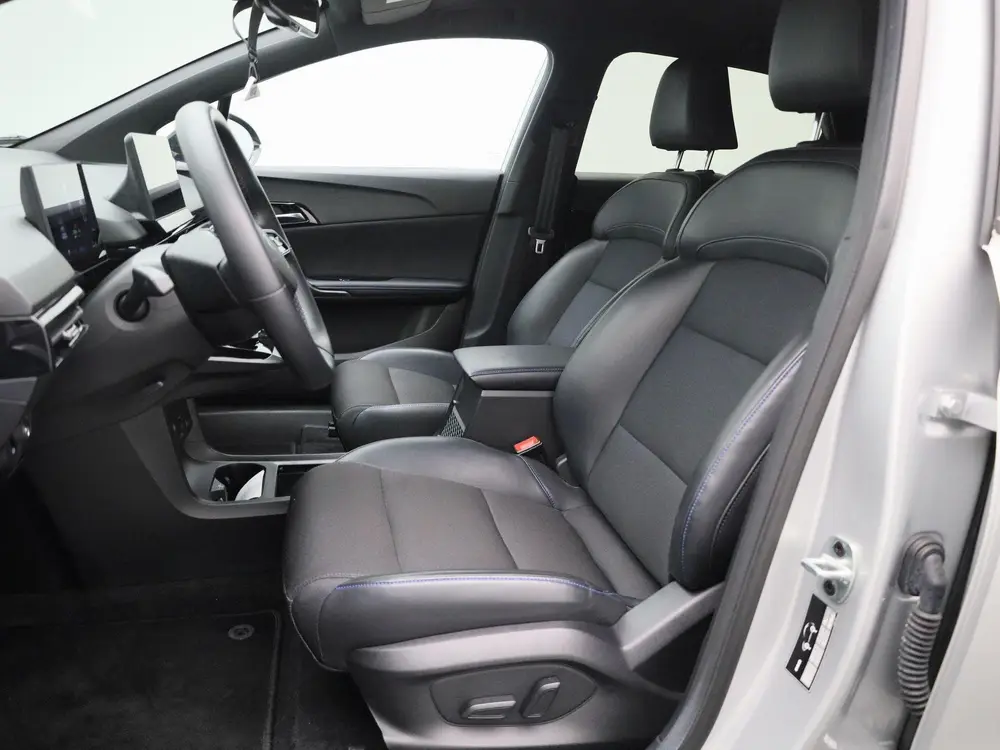 MG MG4 64kWh Luxury Long Range uit 2023, foto 9
