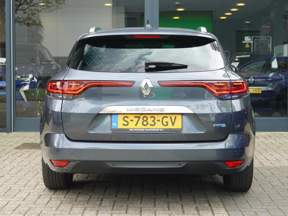 Renault Megane Mégane Estate 1.6 Plug-In Hybrid 160 Techn uit 2023, foto 14