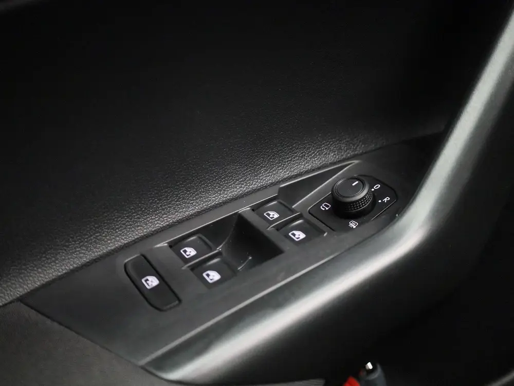 Volkswagen Polo 1.0 TSI Life Edition | Parkeersensoren achte uit 2025, foto 20