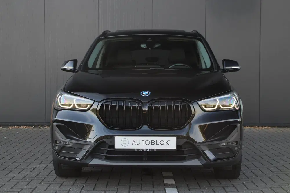 BMW X1 XDrive25e uit 2021, foto 3