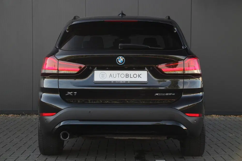 BMW X1 XDrive25e uit 2021, foto 5