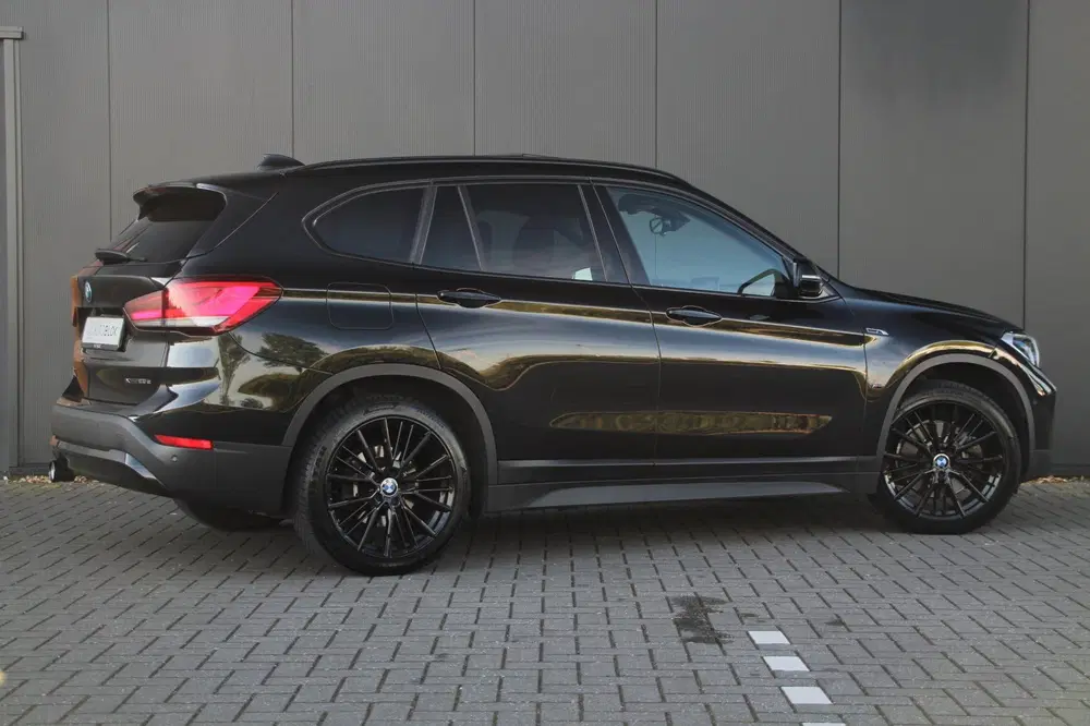 BMW X1 XDrive25e uit 2021, foto 6