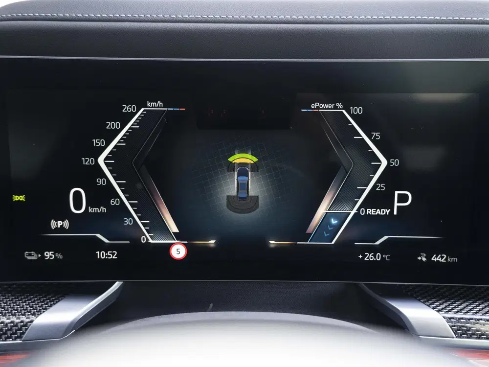 BMW i7 xDrive60 SoH 100% uit 2024, foto 16