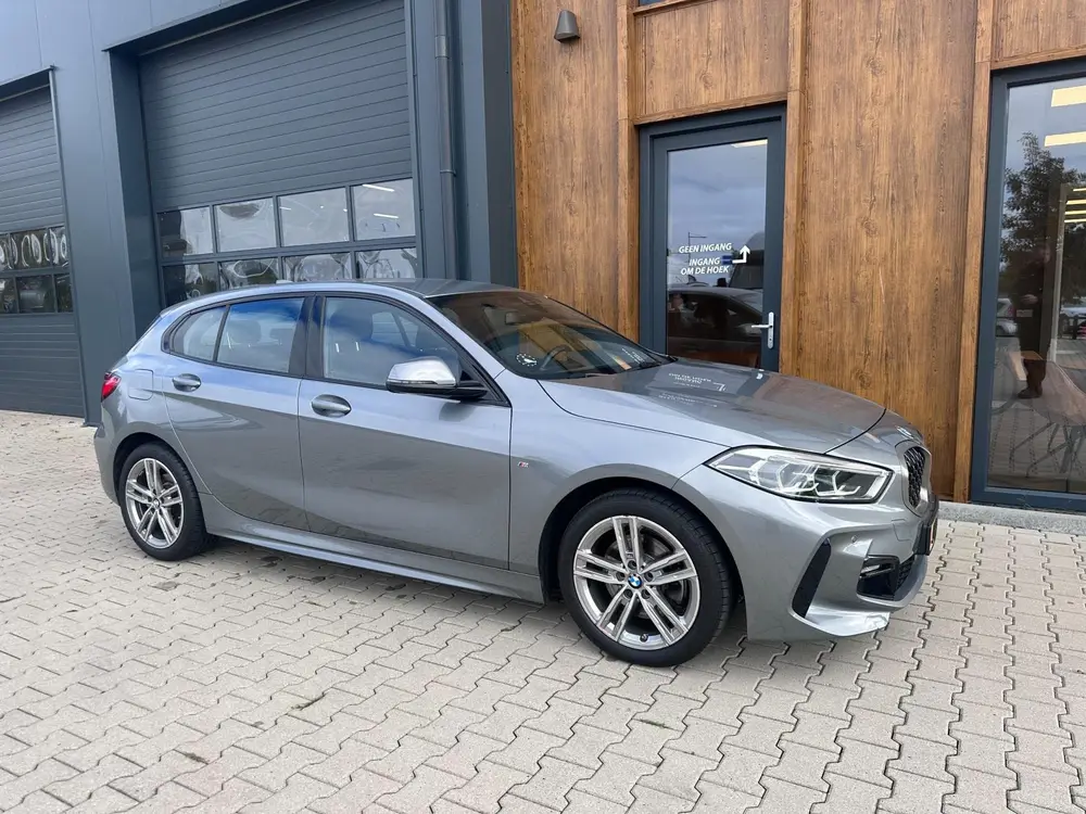 BMW 1-serie 118i Business M-Sport Edition Plus uit 2024, foto 9