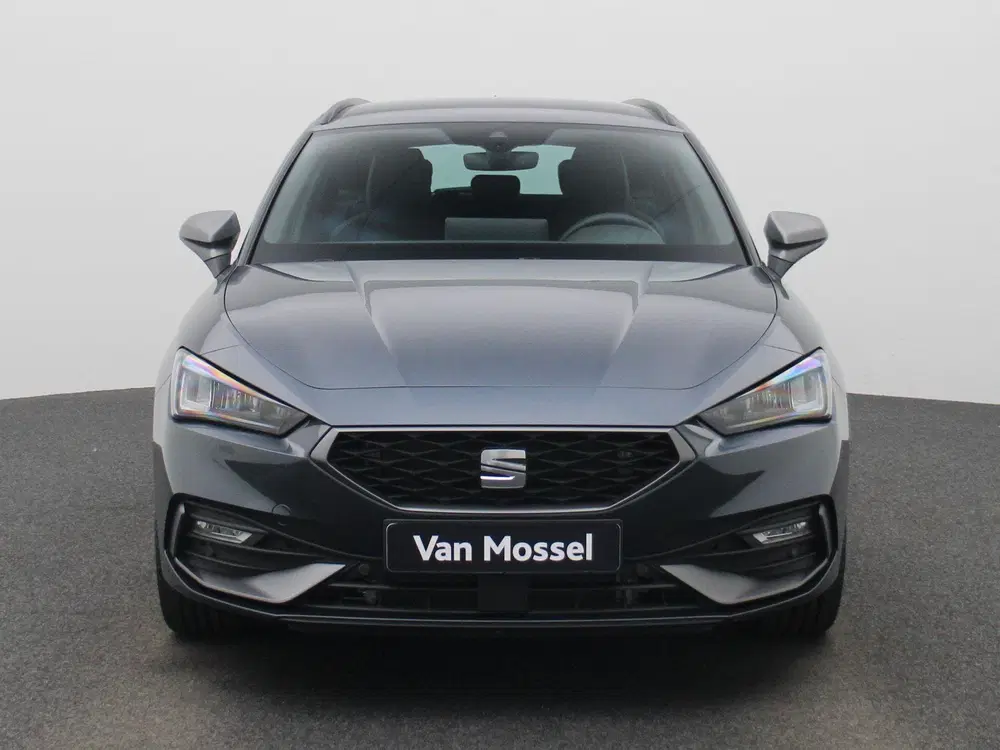 SEAT Leon 1.5 TSI e-Hybrid FR PHEV First Editio uit 2025, foto 3