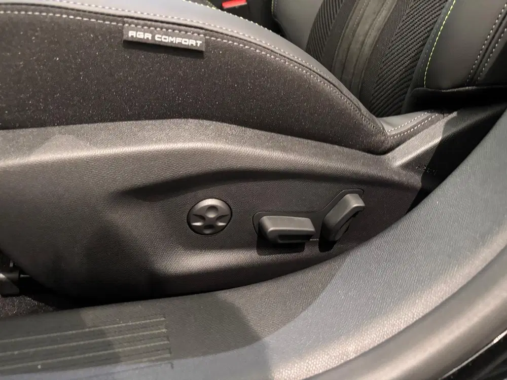 Peugeot 308 GT 54 kWh Climate Control uit 2025, foto 15