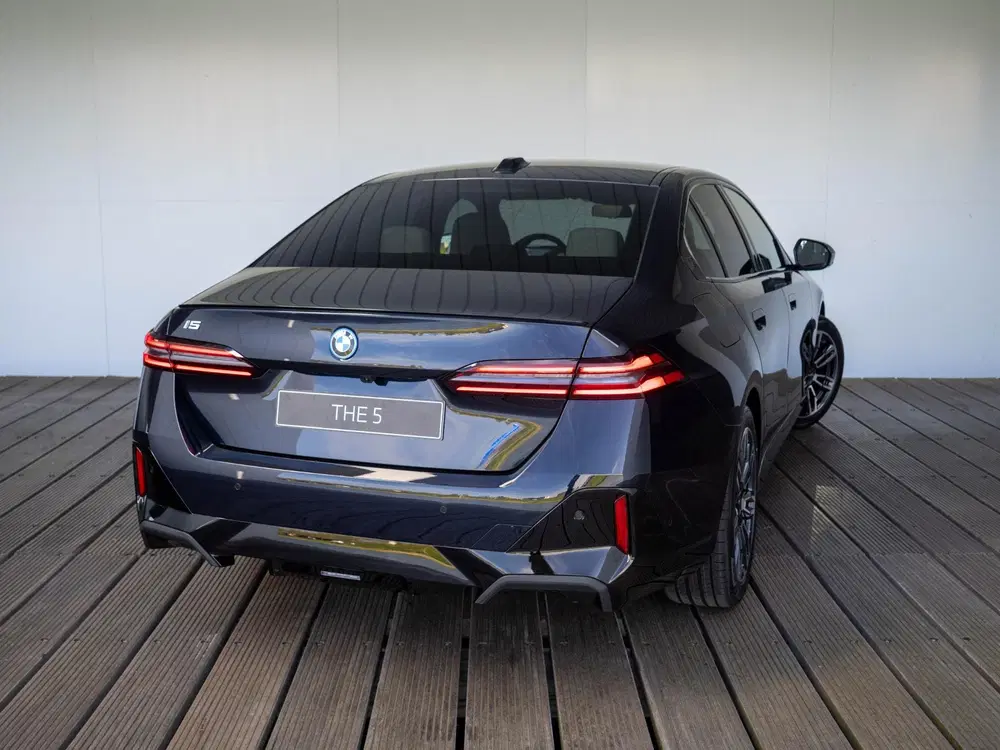 BMW i5 Sedan eDrive40 uit 2026, foto 2