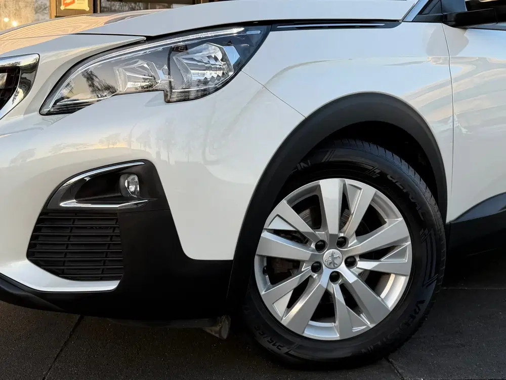 Peugeot 3008 1.2 PureTech Crossway Camera uit 2019, foto 13