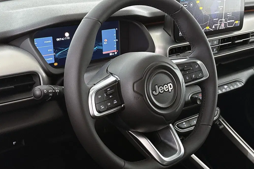 Jeep Avenger Summit 54 kWh Stoel-Voorruitverwarming Ele uit 2026, foto 11