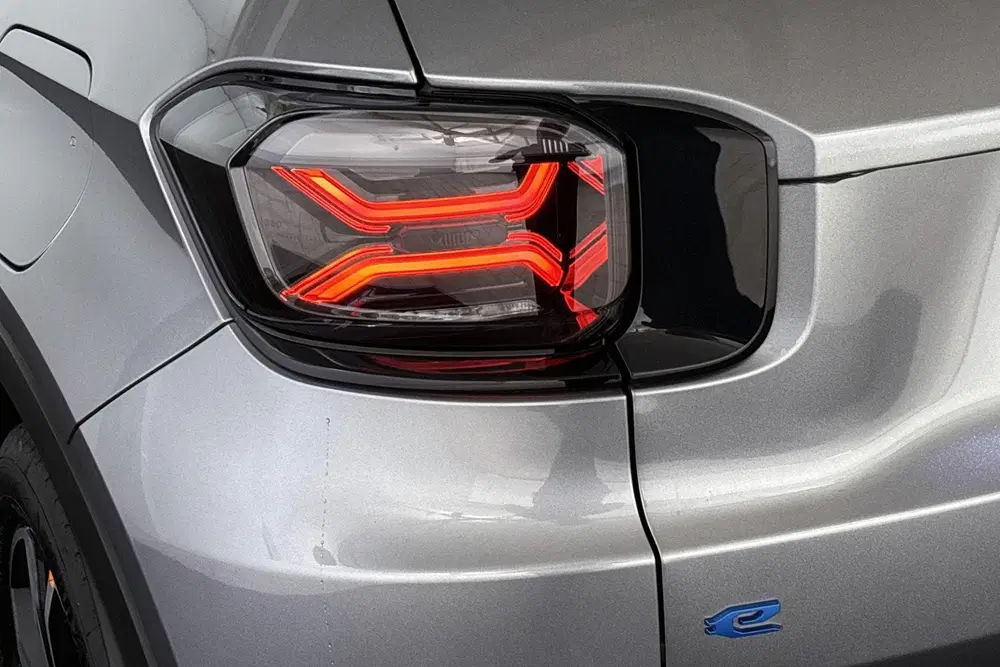 Jeep Avenger Summit 54 kWh Stoel-Voorruitverwarming Ele uit 2026, foto 19