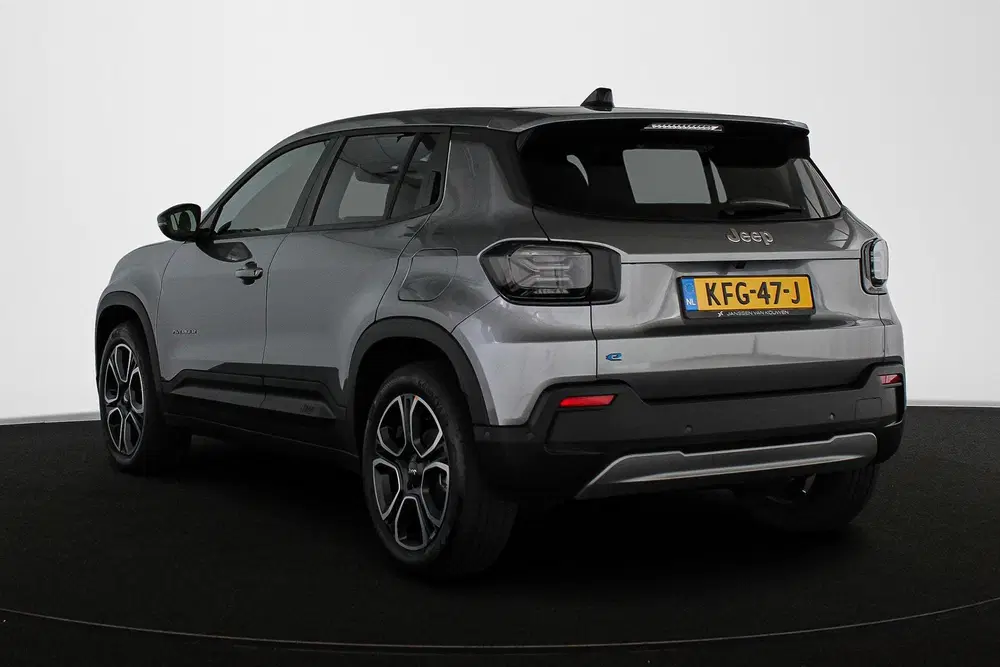 Jeep Avenger Summit 54 kWh Stoel-Voorruitverwarming Ele uit 2026, foto 4