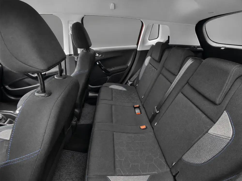 Peugeot 2008 1.2 Signature | Nieuwe Riem | Dealeronderhouden uit 2019, foto 12