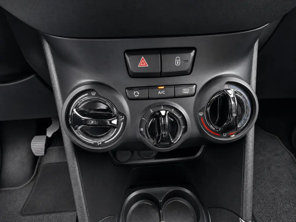 Peugeot 2008 1.2 Signature | Nieuwe Riem | Dealeronderhouden uit 2019, foto 15
