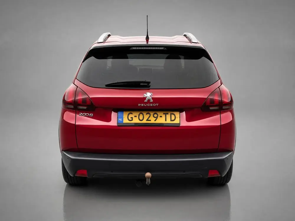 Peugeot 2008 1.2 Signature | Nieuwe Riem | Dealeronderhouden uit 2019, foto 4