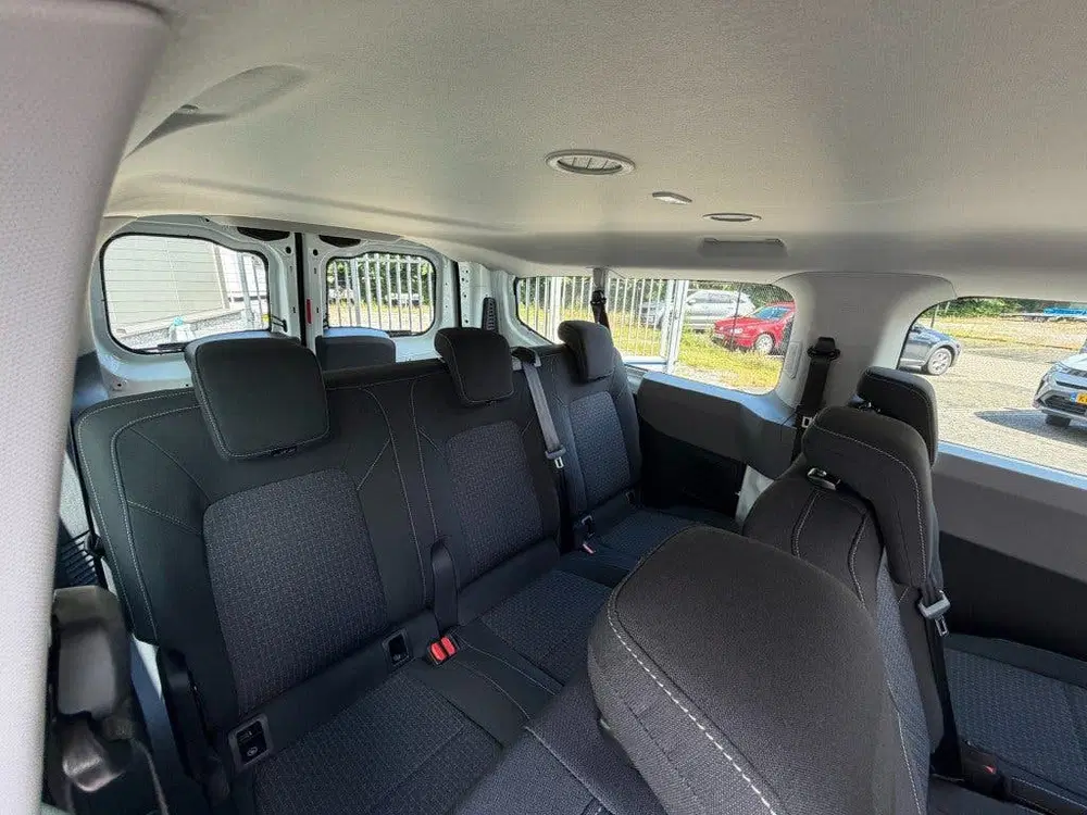 Ford Transit Custom Kombi 9 pers. Vol. elektr. 71 kWh . 34 uit 2026, foto 20