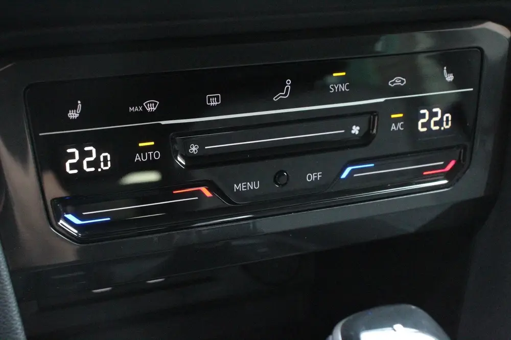 Volkswagen Tiguan 1.5 TSI 150pk Automaat Life Navigatie Appl uit 2023, foto 18