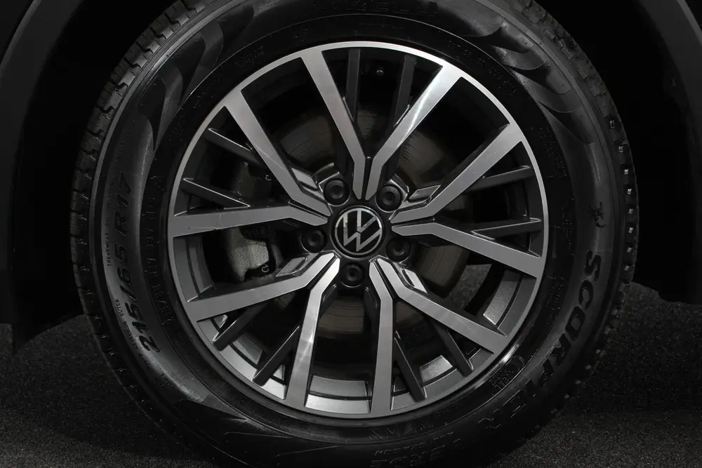 Volkswagen Tiguan 1.5 TSI 150pk Automaat Life Navigatie Appl uit 2023, foto 3