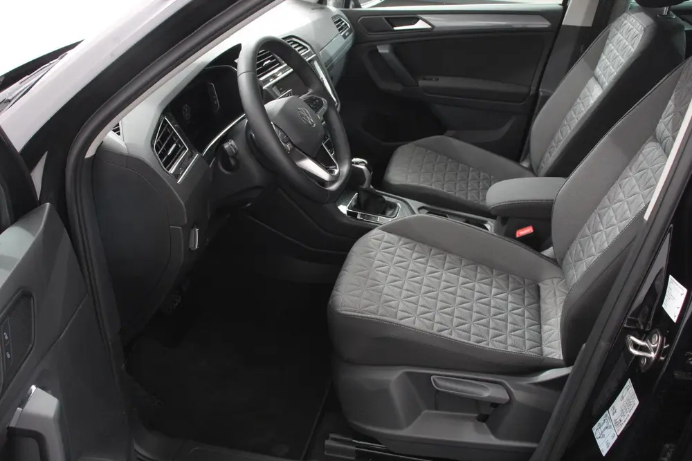 Volkswagen Tiguan 1.5 TSI 150pk Automaat Life Navigatie Appl uit 2023, foto 9