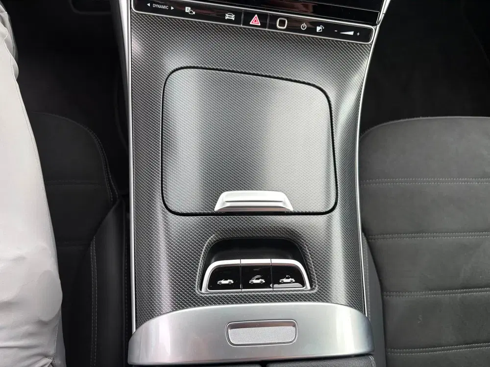 Mercedes-Benz CLE 200 AMG Line Premium Night white uit 2024, foto 13