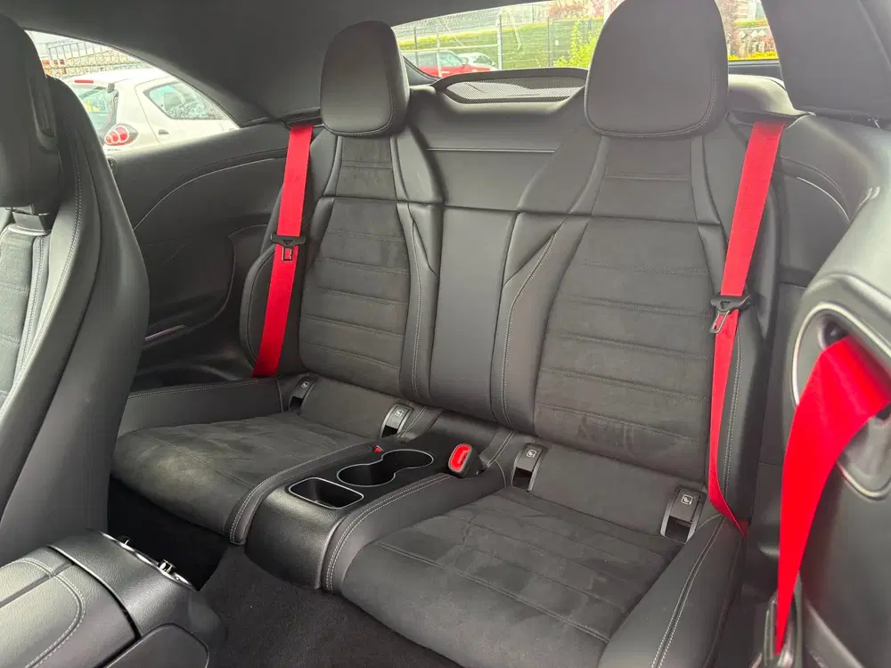 Mercedes-Benz CLE 200 AMG Line Premium Night white uit 2024, foto 16