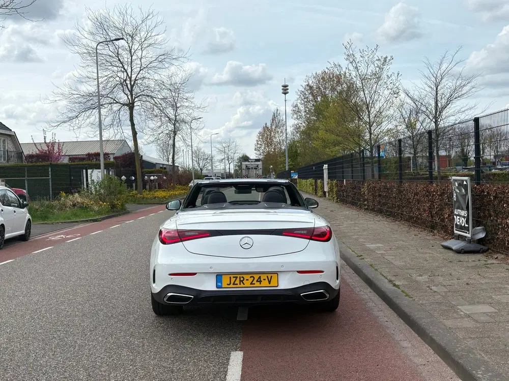 Mercedes-Benz CLE 200 AMG Line Premium Night white uit 2024, foto 5
