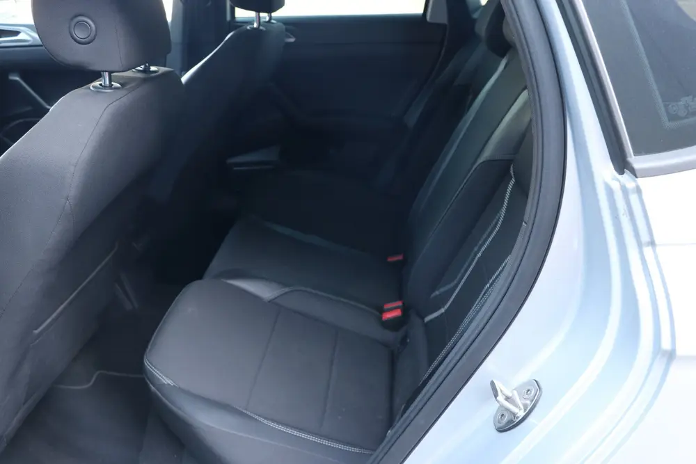 Volkswagen Polo 1.0 TSI Highline (bj 2019, automaat) uit 2019, foto 12
