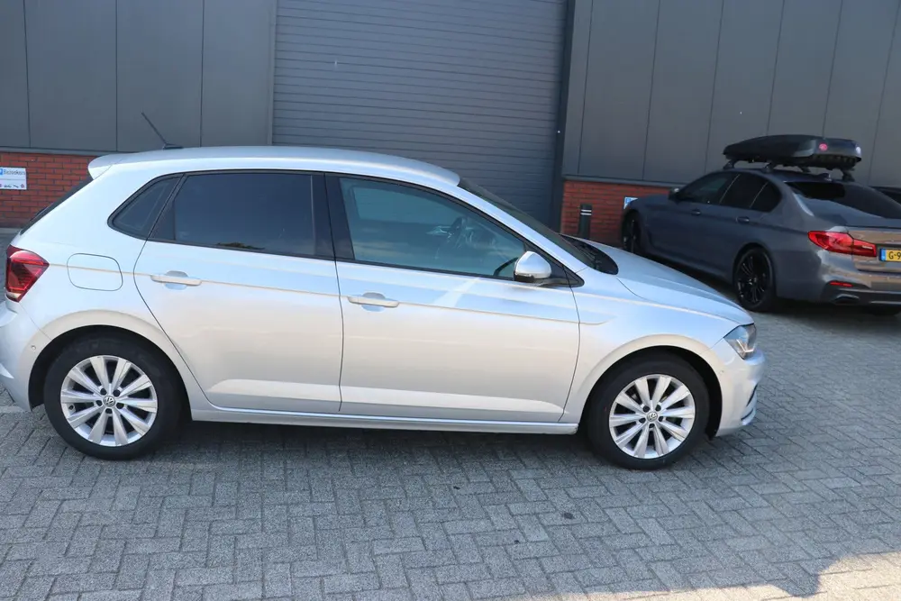 Volkswagen Polo 1.0 TSI Highline (bj 2019, automaat) uit 2019, foto 5