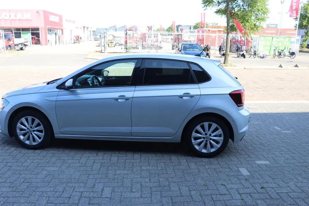Volkswagen Polo 1.0 TSI Highline (bj 2019, automaat) uit 2019, foto 9