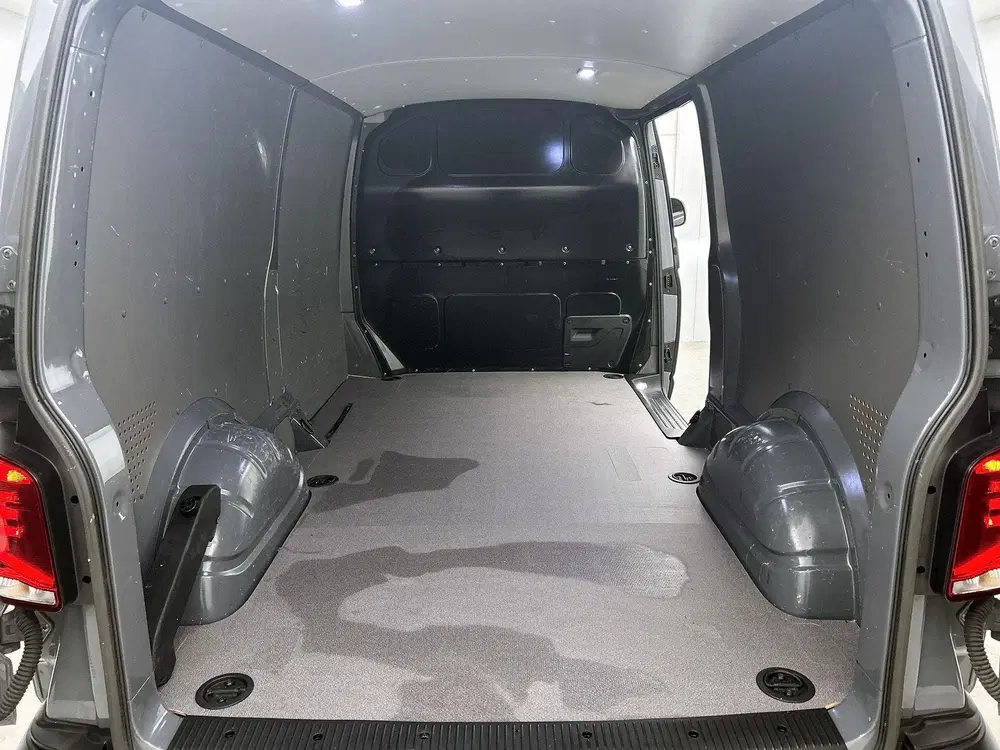 Volkswagen Transporter 2.0 TDI L2H1 150PK uit 2024, foto 16