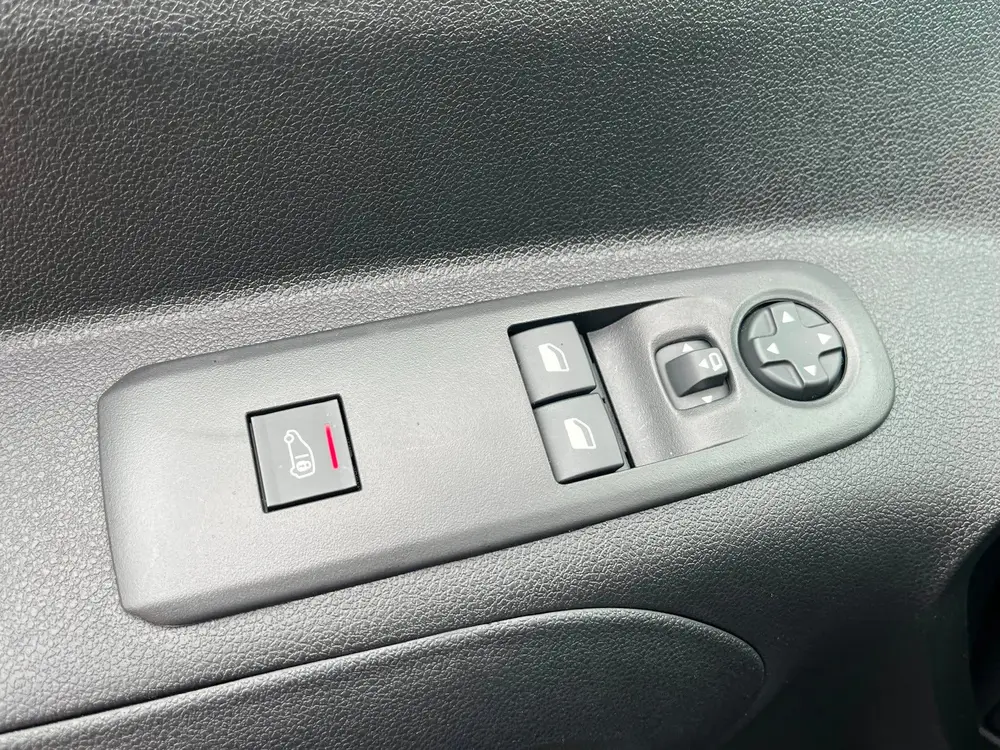 Peugeot Partner 1.5 BlueHDi 130 PK L2 Automaat uit 2024, foto 11
