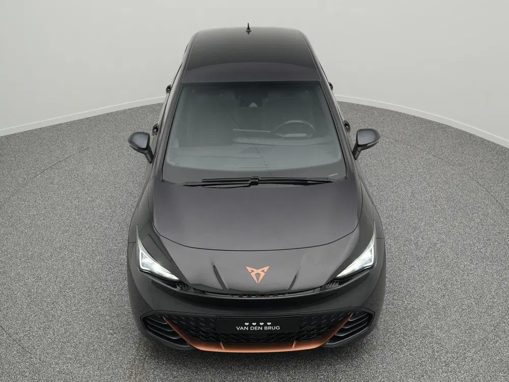 Cupra Born Adrenaline 62 kWh uit 2023, foto 18