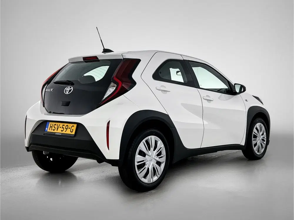 Toyota Aygo X 1.0 VVT-i MT Play uit 2025, foto 2