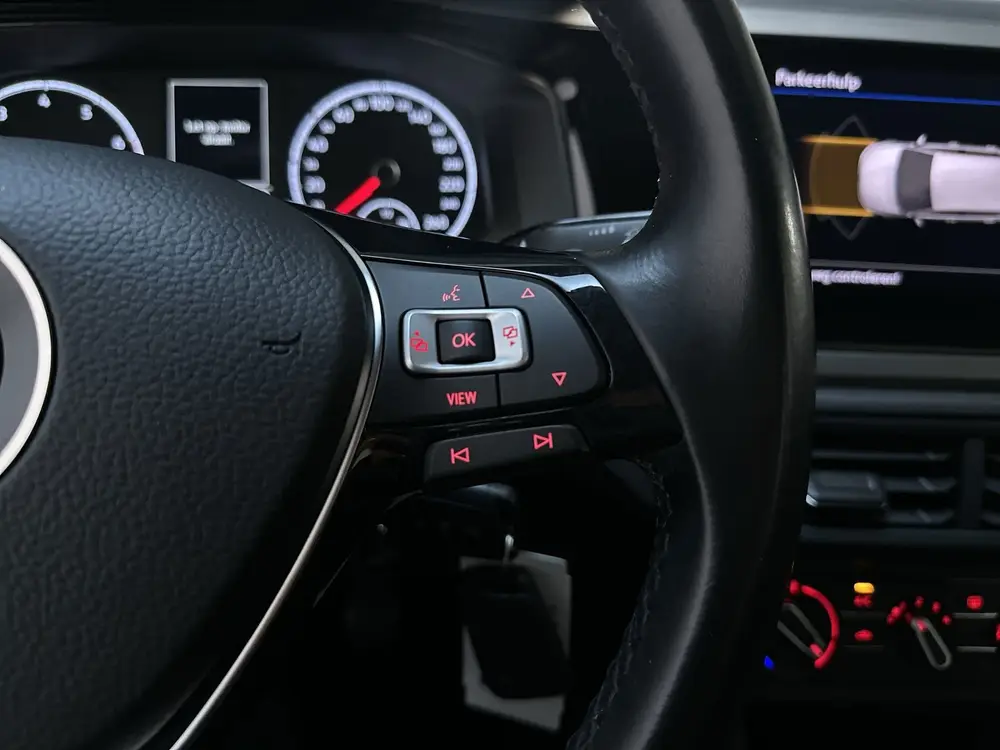 Volkswagen Polo 1.0 TSI Comfortline Parkeersensoren App-Conn uit 2021, foto 20