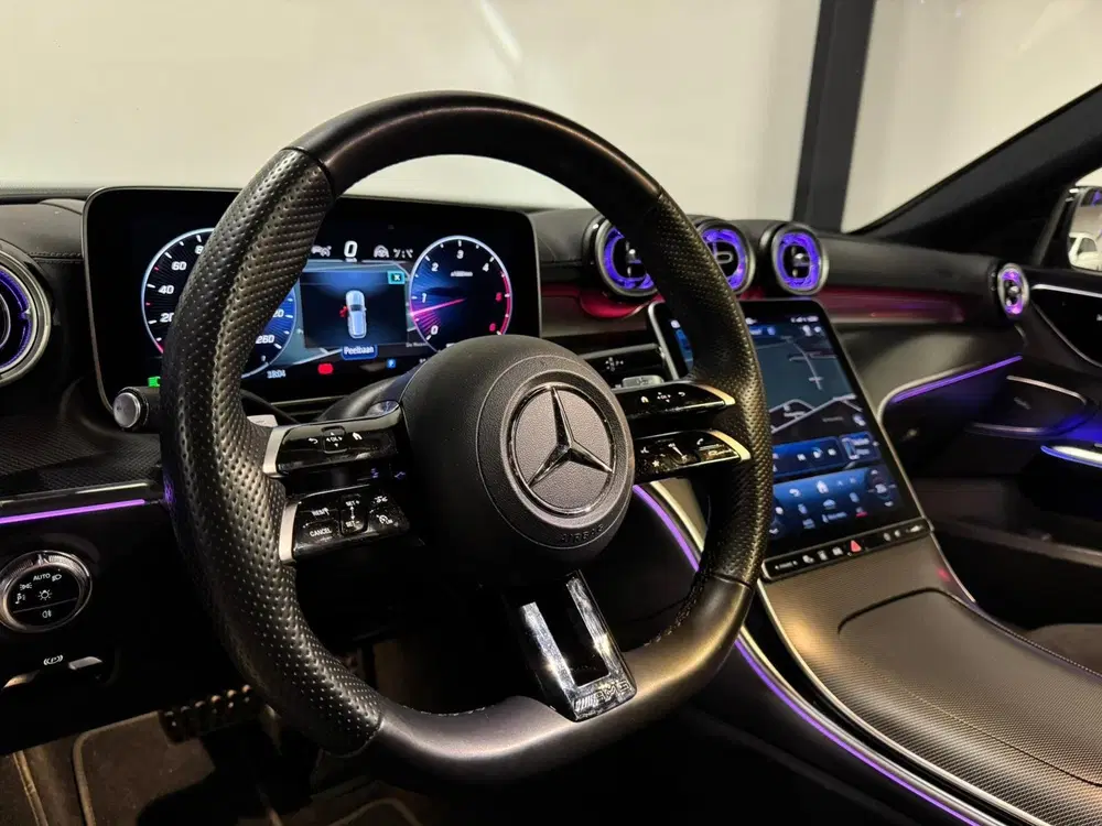 Mercedes-Benz C-Klasse 220 d 4MATIC AMG Mild Hybride PANO KE uit 2023, foto 17