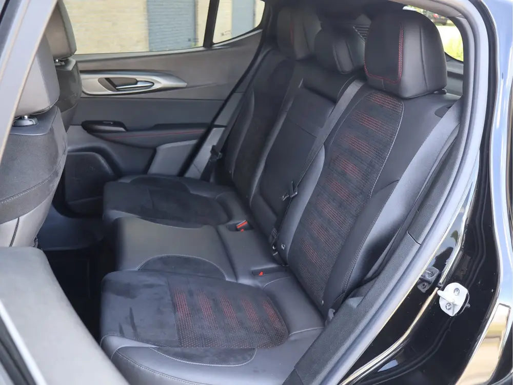Alfa Romeo Tonale 1.5T Hybrid Veloce 160PK Alcantara | 360 C uit 2023, foto 10