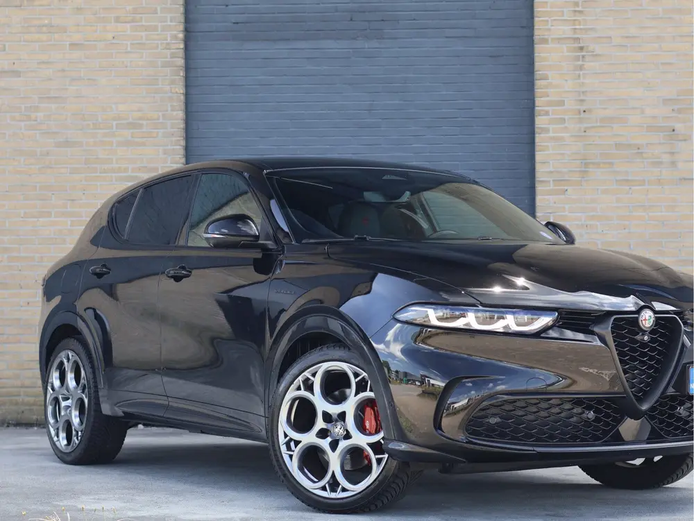 Alfa Romeo Tonale 1.5T Hybrid Veloce 160PK Alcantara | 360 C uit 2023, foto 4