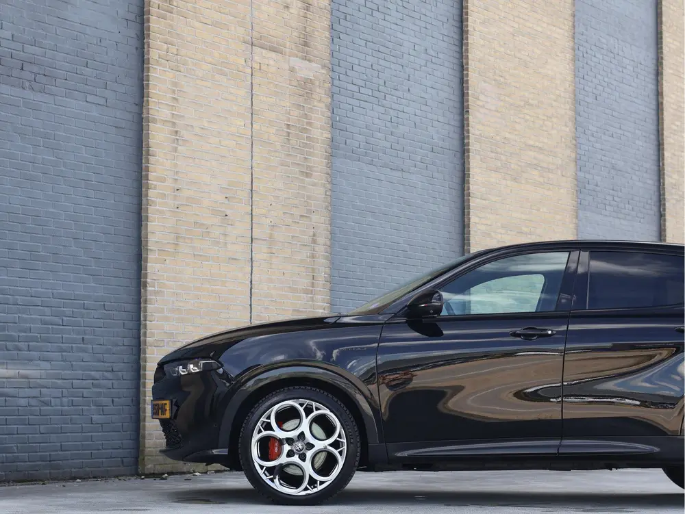 Alfa Romeo Tonale 1.5T Hybrid Veloce 160PK Alcantara | 360 C uit 2023, foto 7