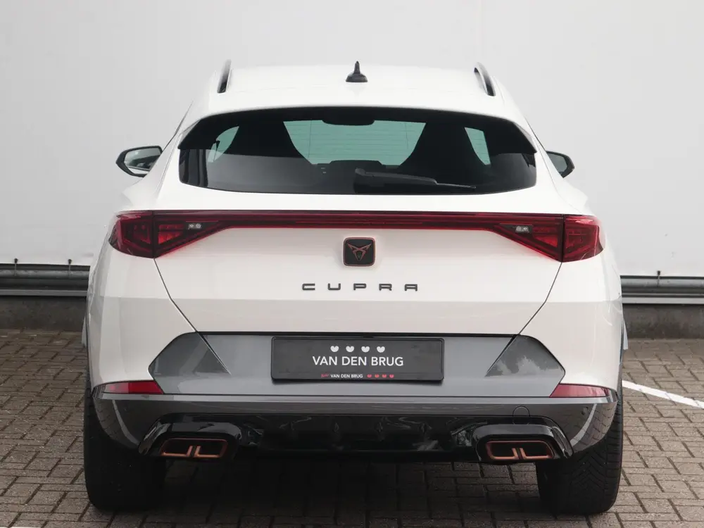 Cupra Formentor 1.4 e-Hybrid 245 pk VZ Performance uit 2022, foto 5