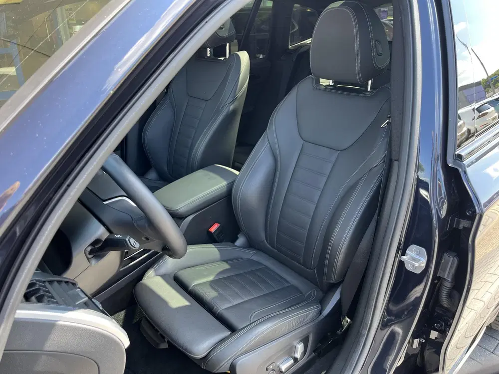 BMW iX3 High Executive 80 kWh uit 2021, foto 15