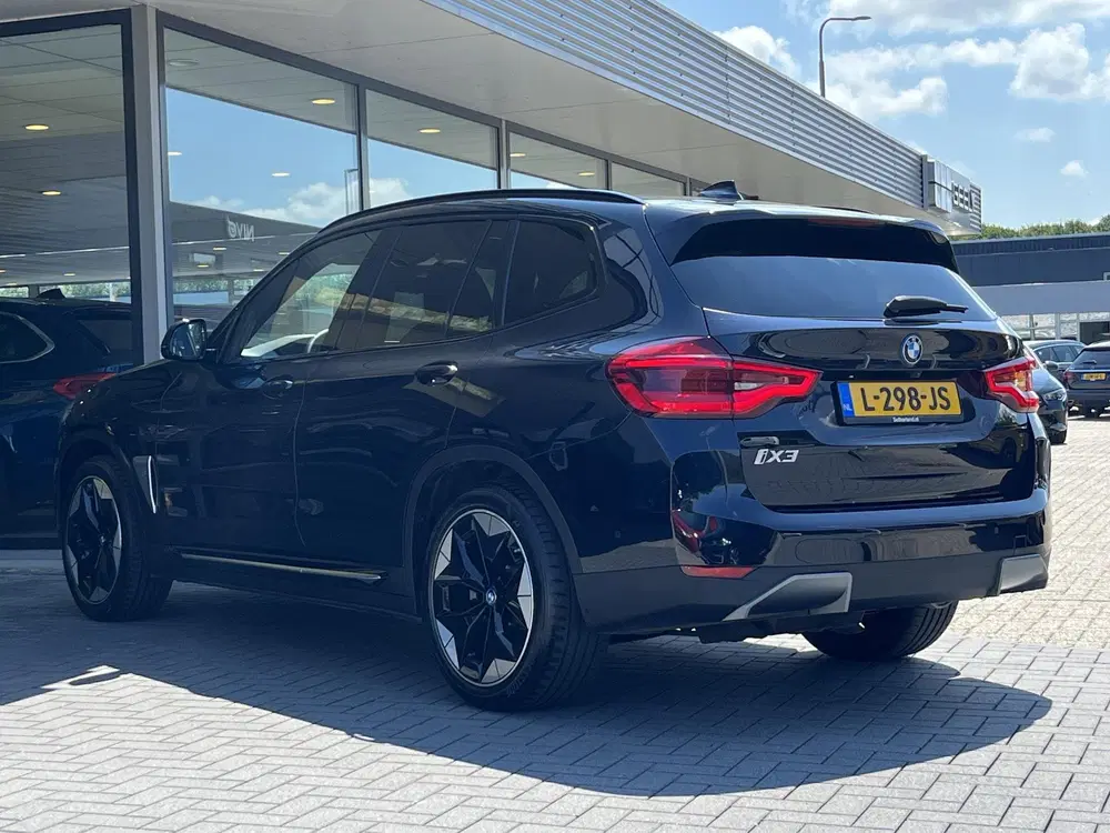BMW iX3 High Executive 80 kWh uit 2021, foto 7