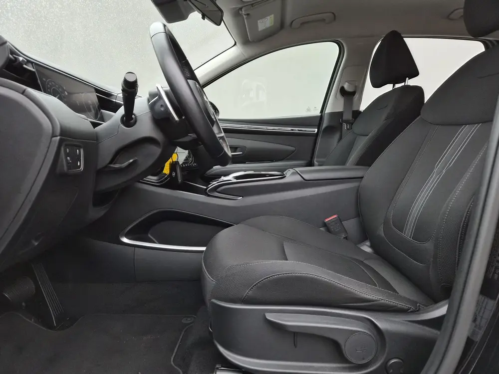 Hyundai TUCSON 1.6 T-GDI PHEV Comfort 4WD uit 2022, foto 10