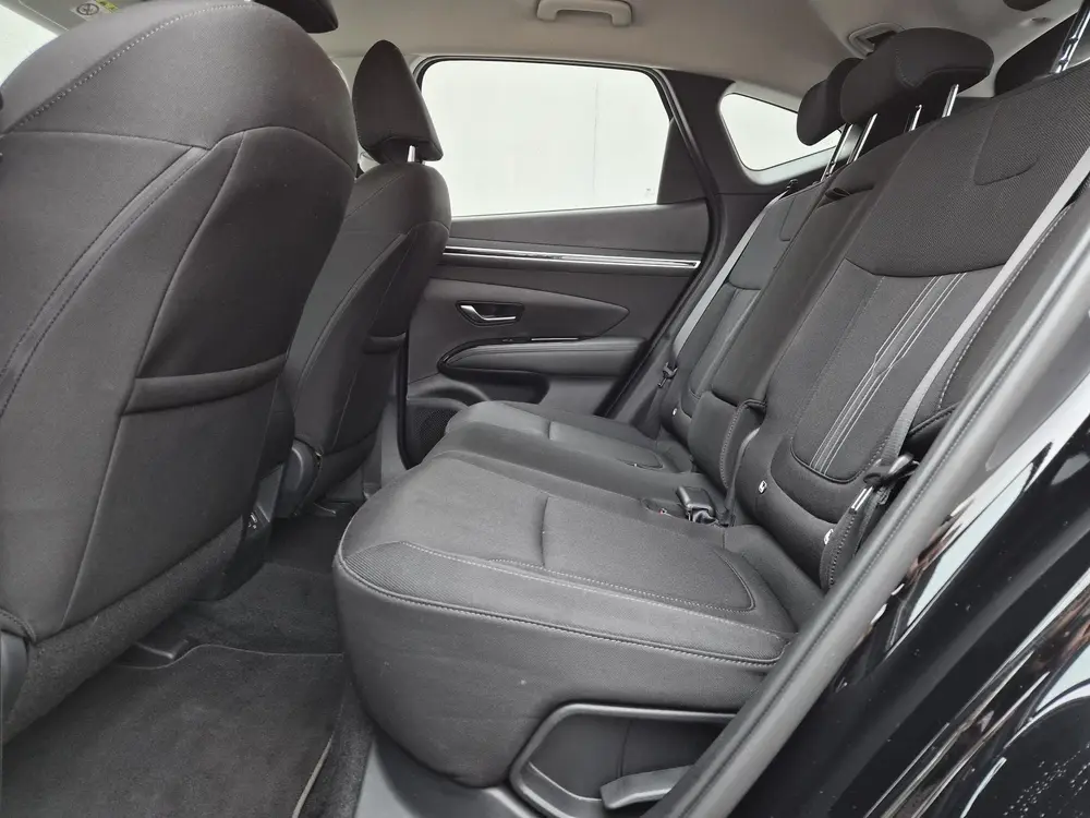 Hyundai TUCSON 1.6 T-GDI PHEV Comfort 4WD uit 2022, foto 11