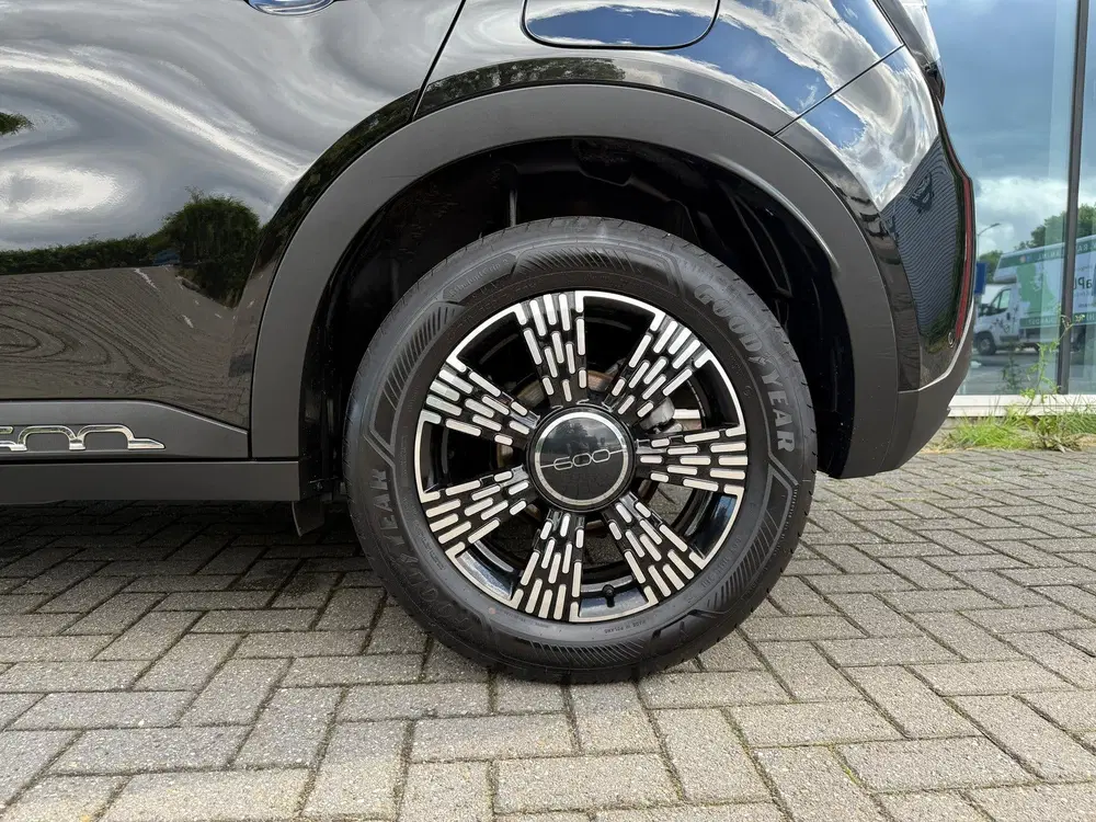 Fiat 600 1.2 Hybrid Urban uit 2025, foto 13