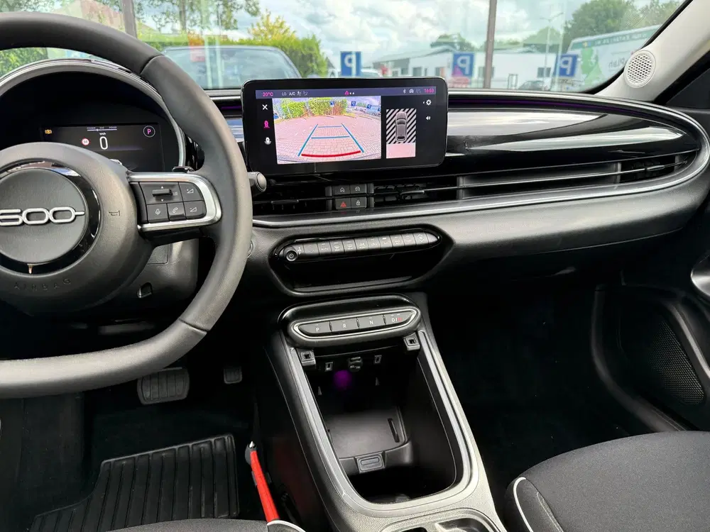 Fiat 600 1.2 Hybrid Urban uit 2025, foto 6