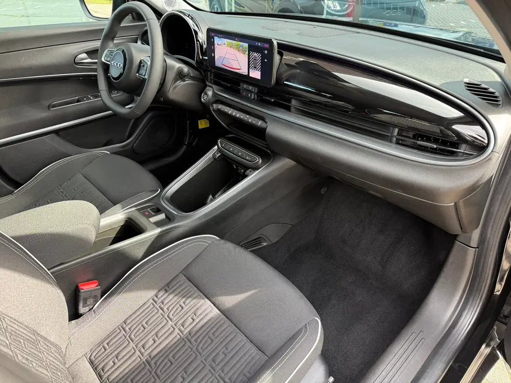 Fiat 600 1.2 Hybrid Urban uit 2025, foto 8