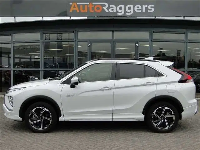 Mitsubishi Eclipse Cross 2.4 Executive . Leer uit 2022, foto 6